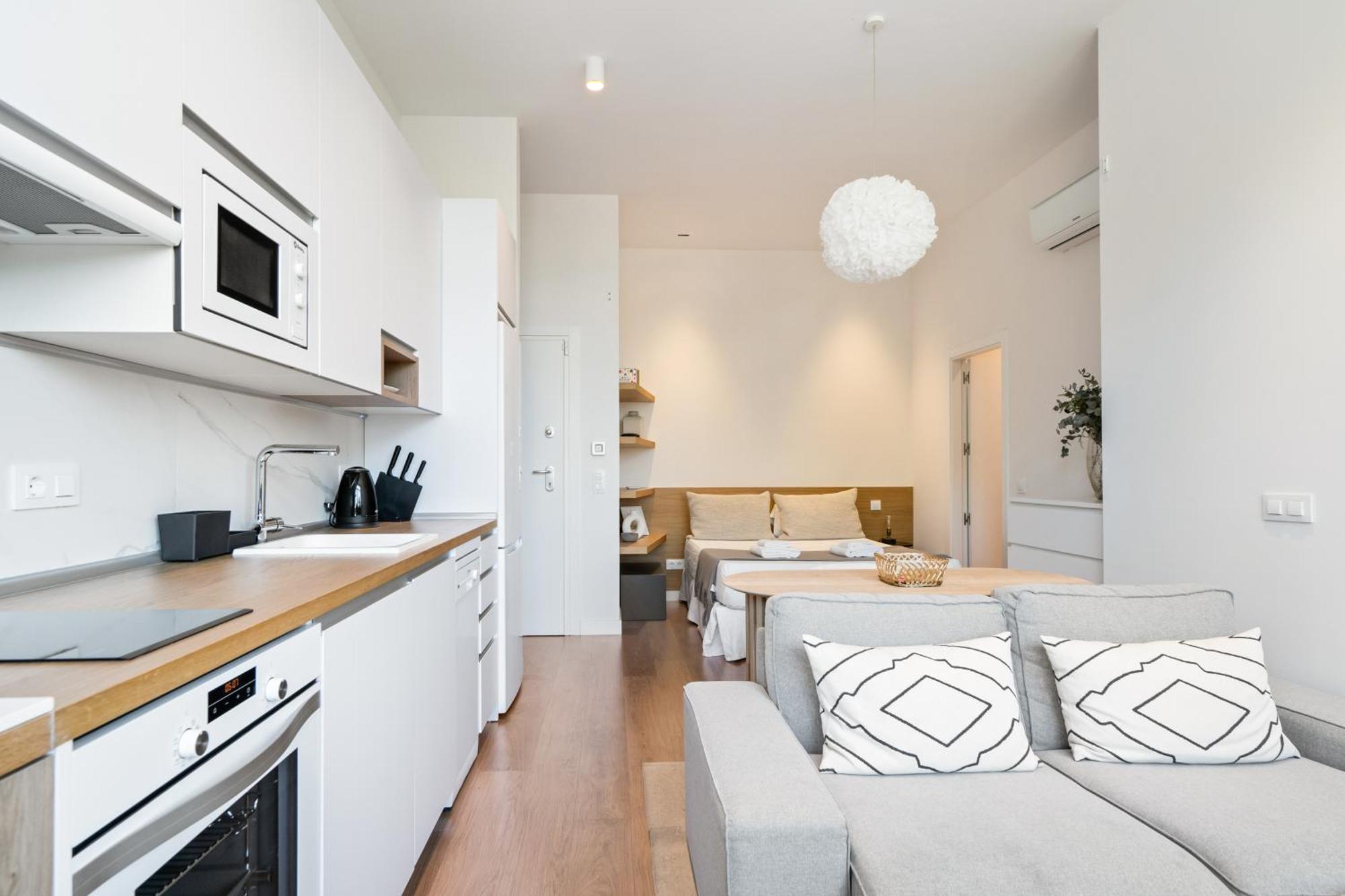 Encantador Estudio Chamartin Madrid Exteriör bild
